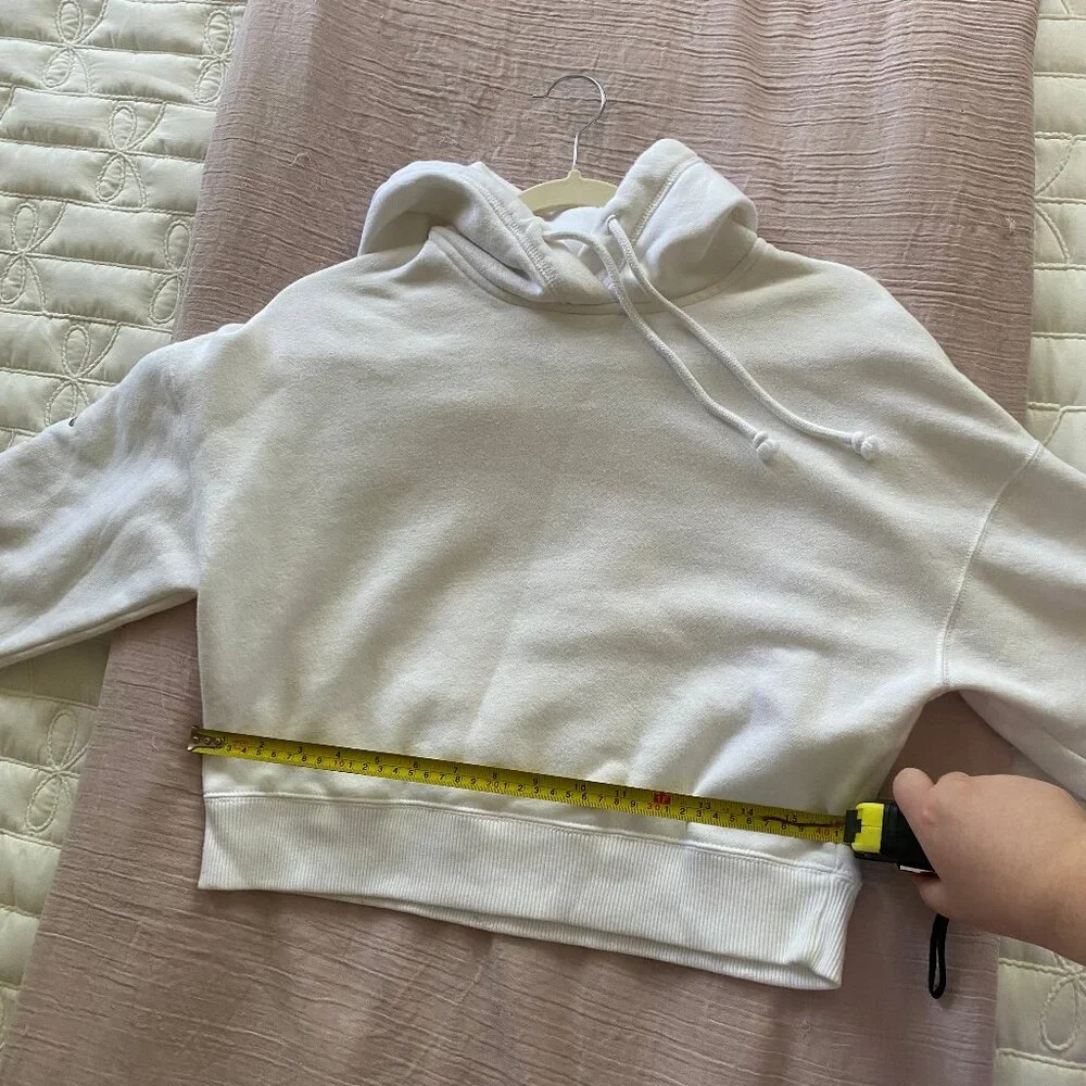 Women's Hollister Cropped Embroidered Hoodie - Picture 9 of 10